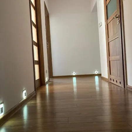 Appartement Dom Chotomow